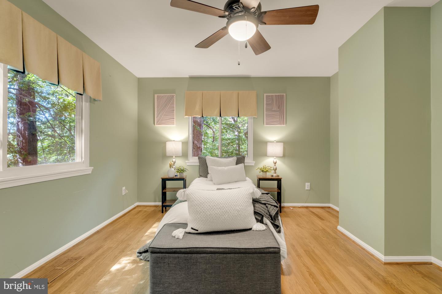 11203 SILVERLEAF DR, FAIRFAX STATION, Virginia 22039, 4 Bedrooms Bedrooms, ,2 BathroomsBathrooms,Residential,For sale,11203 SILVERLEAF DR,VAFX2265262 MLS # VAFX2265262