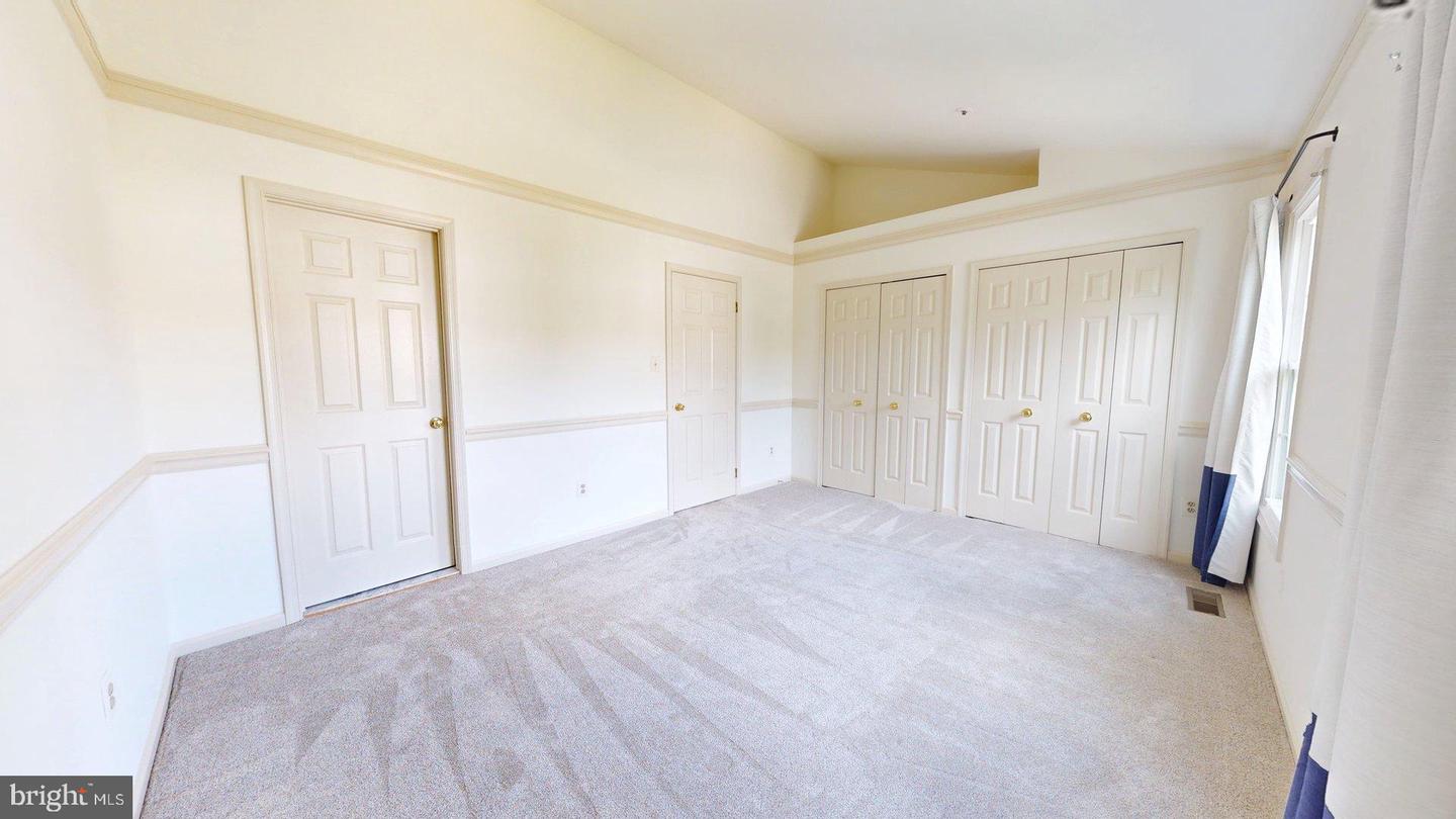 20044 CREW SQ, ASHBURN, Virginia 20147, 2 Bedrooms Bedrooms, 11 Rooms Rooms,2 BathroomsBathrooms,Residential,For sale,20044 CREW SQ,VALO2106266 MLS # VALO2106266
