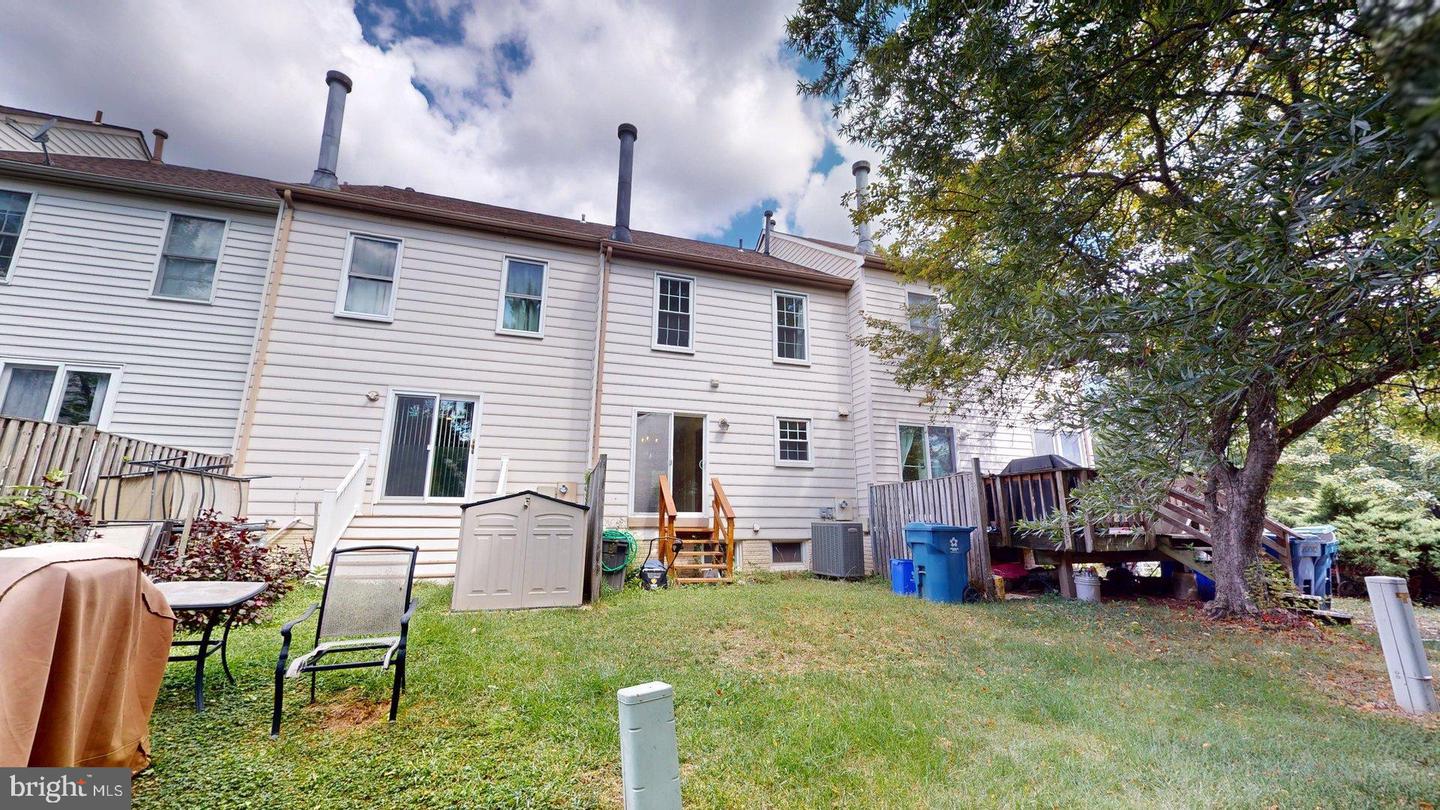 20044 CREW SQ, ASHBURN, Virginia 20147, 2 Bedrooms Bedrooms, 11 Rooms Rooms,2 BathroomsBathrooms,Residential,For sale,20044 CREW SQ,VALO2106266 MLS # VALO2106266