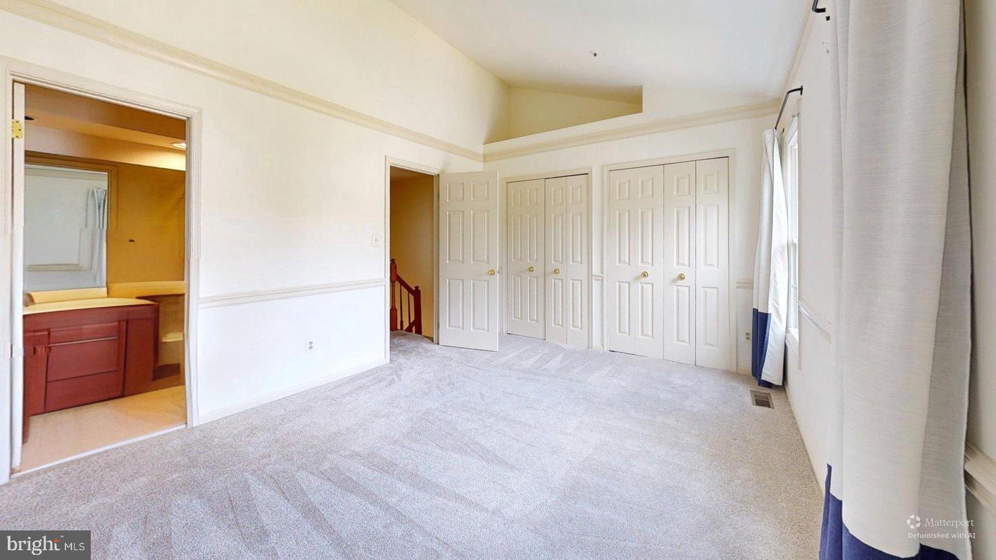 20044 CREW SQ, ASHBURN, Virginia 20147, 2 Bedrooms Bedrooms, 11 Rooms Rooms,2 BathroomsBathrooms,Residential,For sale,20044 CREW SQ,VALO2106266 MLS # VALO2106266