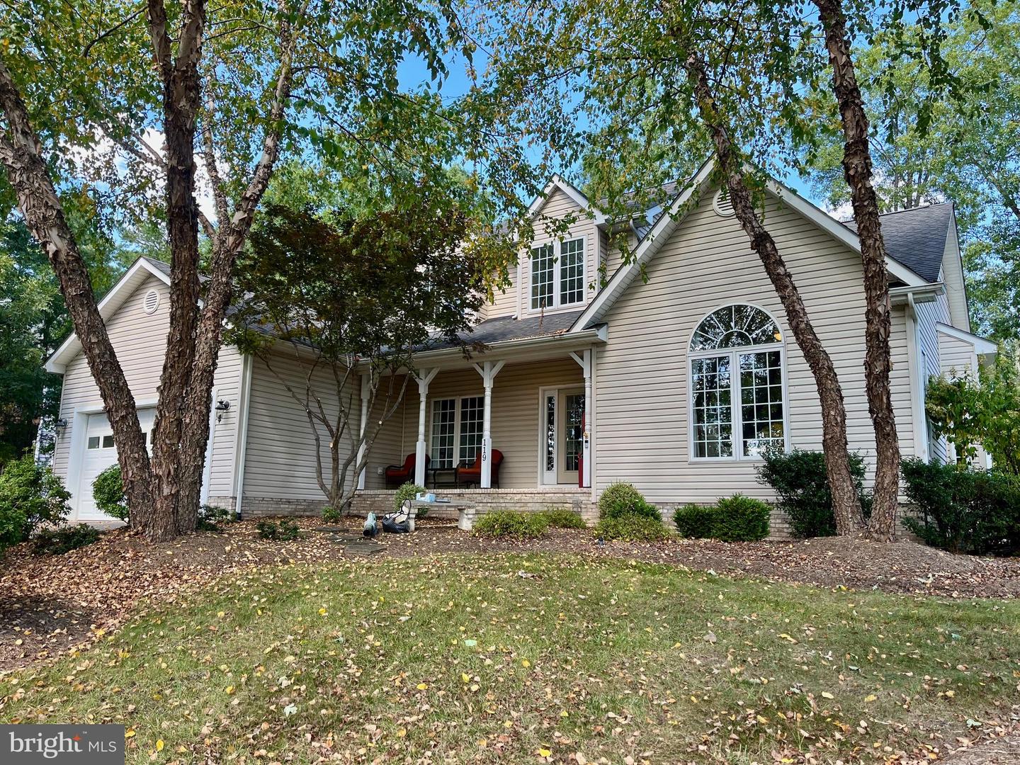 119 LAKE SHORE DR, CROSS JUNCTION, Virginia 22625, 4 Bedrooms Bedrooms, ,3 BathroomsBathrooms,Residential,For sale,119 LAKE SHORE DR,VAFV2036650 MLS # VAFV2036650