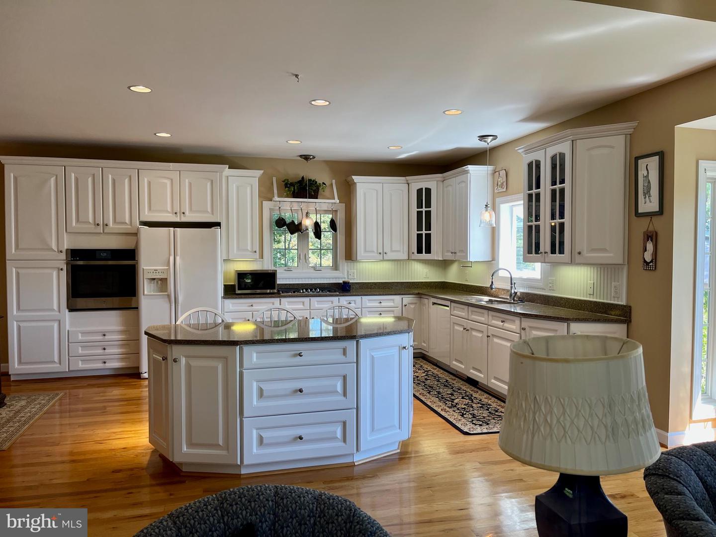 119 LAKE SHORE DR, CROSS JUNCTION, Virginia 22625, 4 Bedrooms Bedrooms, ,3 BathroomsBathrooms,Residential,For sale,119 LAKE SHORE DR,VAFV2036650 MLS # VAFV2036650