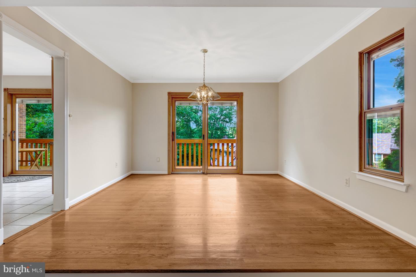 11088 GLADE CT, RESTON, Virginia 20191, 3 Bedrooms Bedrooms, 15 Rooms Rooms,3 BathroomsBathrooms,Residential,For sale,11088 GLADE CT,VAFX2265286 MLS # VAFX2265286