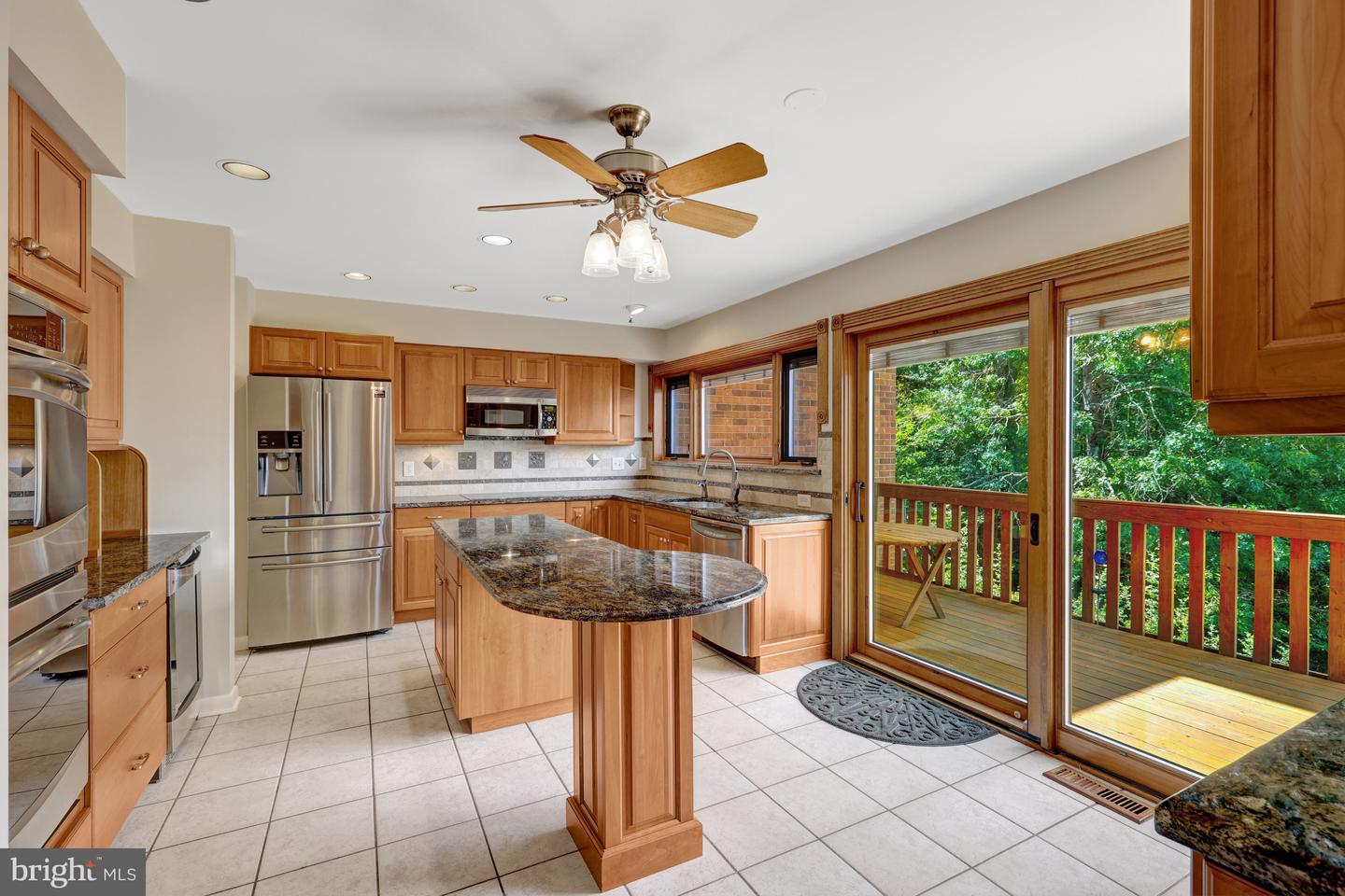 11088 GLADE CT, RESTON, Virginia 20191, 3 Bedrooms Bedrooms, 15 Rooms Rooms,3 BathroomsBathrooms,Residential,For sale,11088 GLADE CT,VAFX2265286 MLS # VAFX2265286