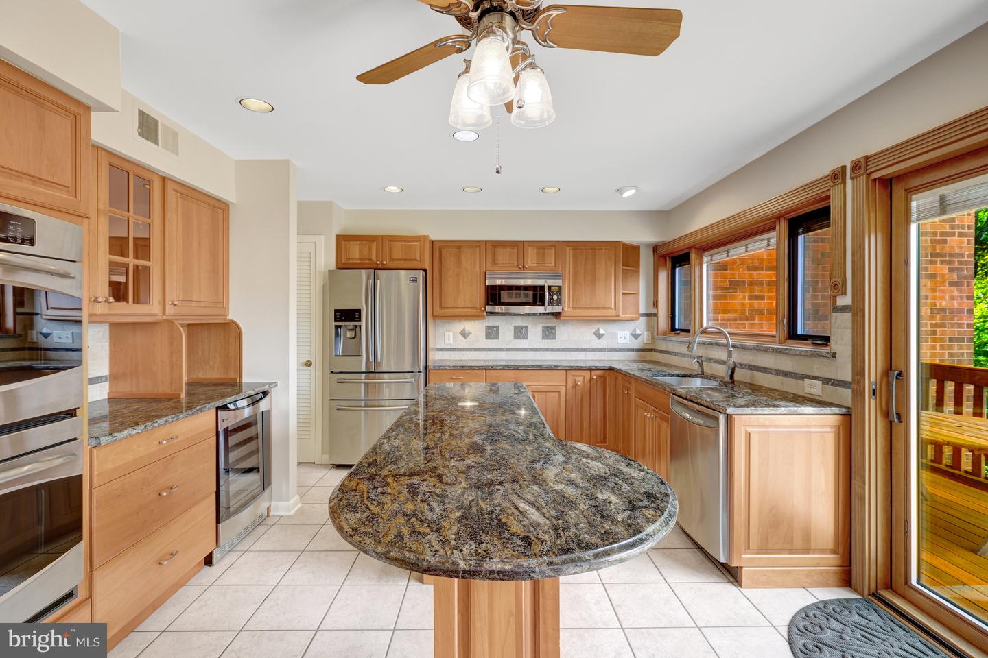 11088 GLADE CT, RESTON, Virginia 20191, 3 Bedrooms Bedrooms, 15 Rooms Rooms,3 BathroomsBathrooms,Residential,For sale,11088 GLADE CT,VAFX2265286 MLS # VAFX2265286
