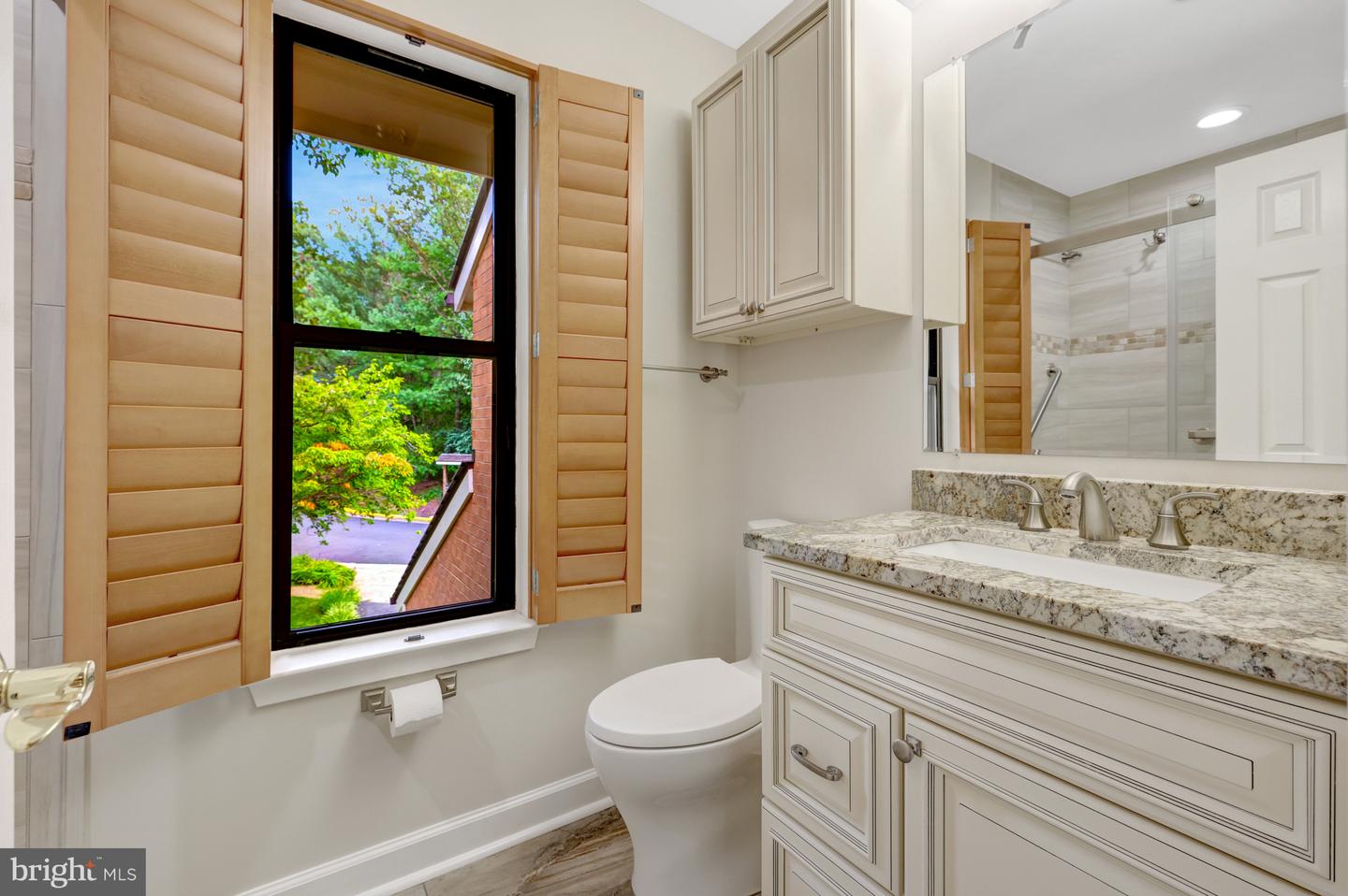 11088 GLADE CT, RESTON, Virginia 20191, 3 Bedrooms Bedrooms, 15 Rooms Rooms,3 BathroomsBathrooms,Residential,For sale,11088 GLADE CT,VAFX2265286 MLS # VAFX2265286
