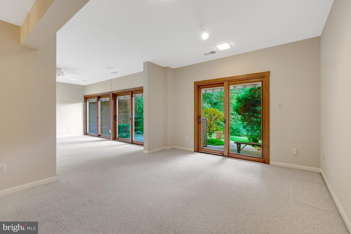 11088 GLADE CT, RESTON, Virginia 20191, 3 Bedrooms Bedrooms, 15 Rooms Rooms,3 BathroomsBathrooms,Residential,For sale,11088 GLADE CT,VAFX2265286 MLS # VAFX2265286