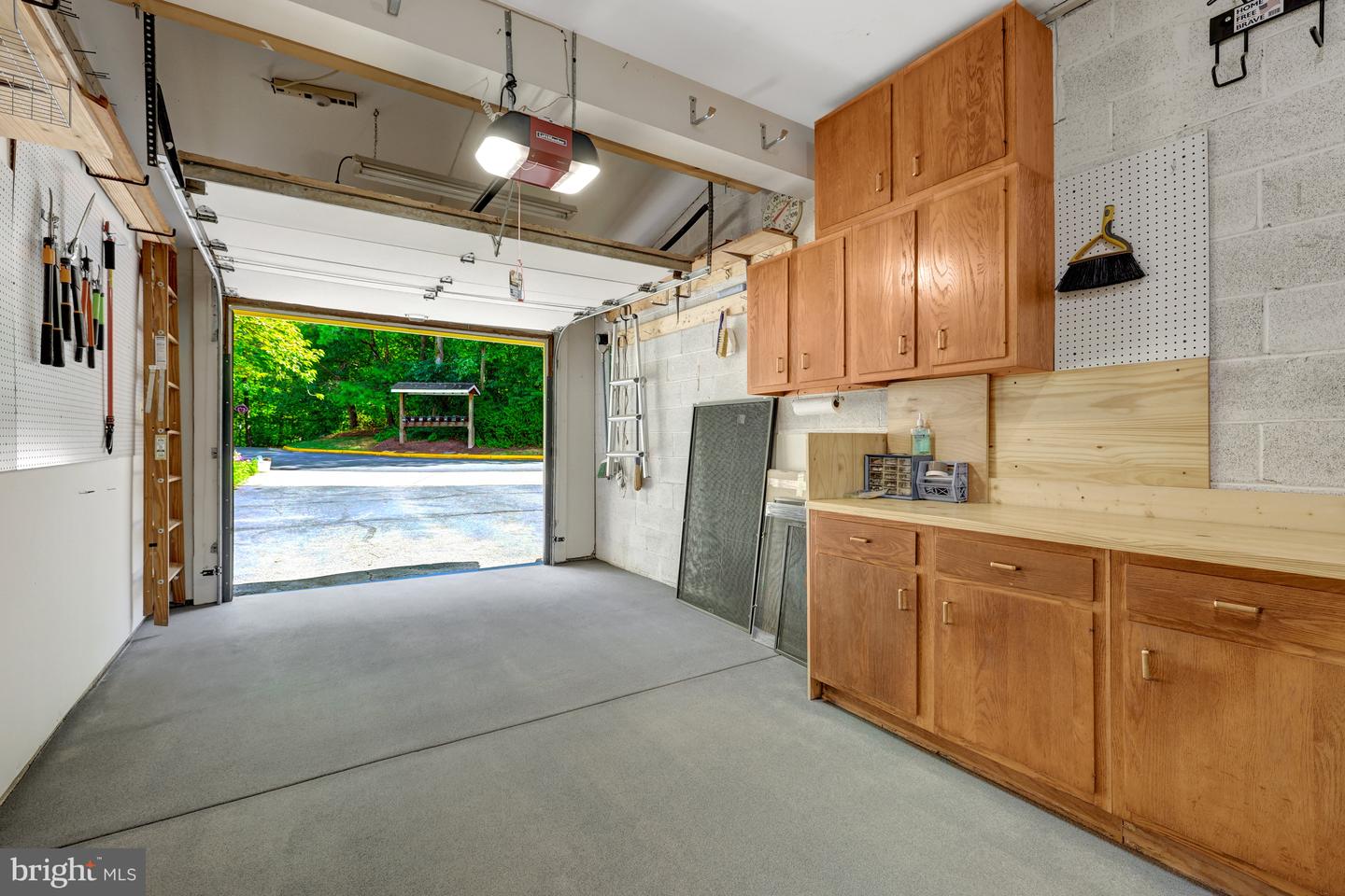 11088 GLADE CT, RESTON, Virginia 20191, 3 Bedrooms Bedrooms, 15 Rooms Rooms,3 BathroomsBathrooms,Residential,For sale,11088 GLADE CT,VAFX2265286 MLS # VAFX2265286