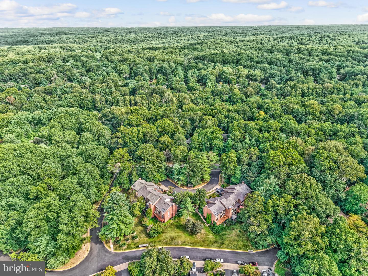 11088 GLADE CT, RESTON, Virginia 20191, 3 Bedrooms Bedrooms, 15 Rooms Rooms,3 BathroomsBathrooms,Residential,For sale,11088 GLADE CT,VAFX2265286 MLS # VAFX2265286