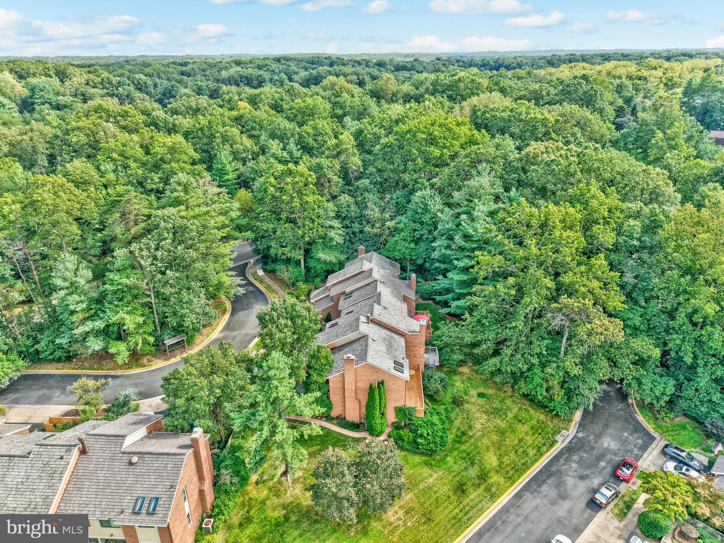 11088 GLADE CT, RESTON, Virginia 20191, 3 Bedrooms Bedrooms, 15 Rooms Rooms,3 BathroomsBathrooms,Residential,For sale,11088 GLADE CT,VAFX2265286 MLS # VAFX2265286