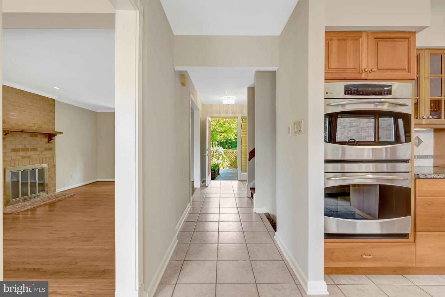 11088 GLADE CT, RESTON, Virginia 20191, 3 Bedrooms Bedrooms, 15 Rooms Rooms,3 BathroomsBathrooms,Residential,For sale,11088 GLADE CT,VAFX2265286 MLS # VAFX2265286
