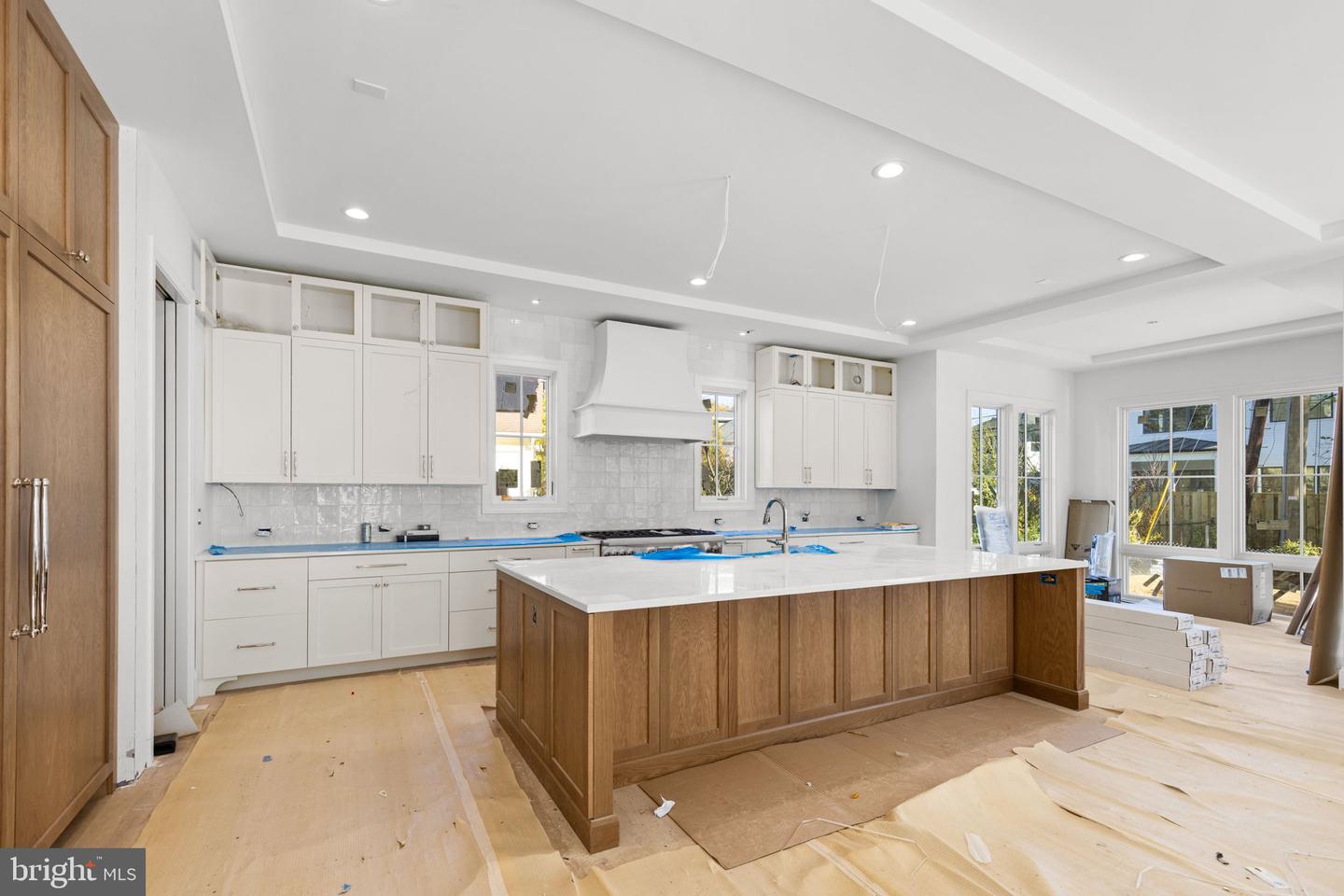 629 N LINCOLN ST N, ARLINGTON, Virginia 22201, 6 Bedrooms Bedrooms, ,6 BathroomsBathrooms,Residential,For sale,629 N LINCOLN ST N,VAAR2063224 MLS # VAAR2063224