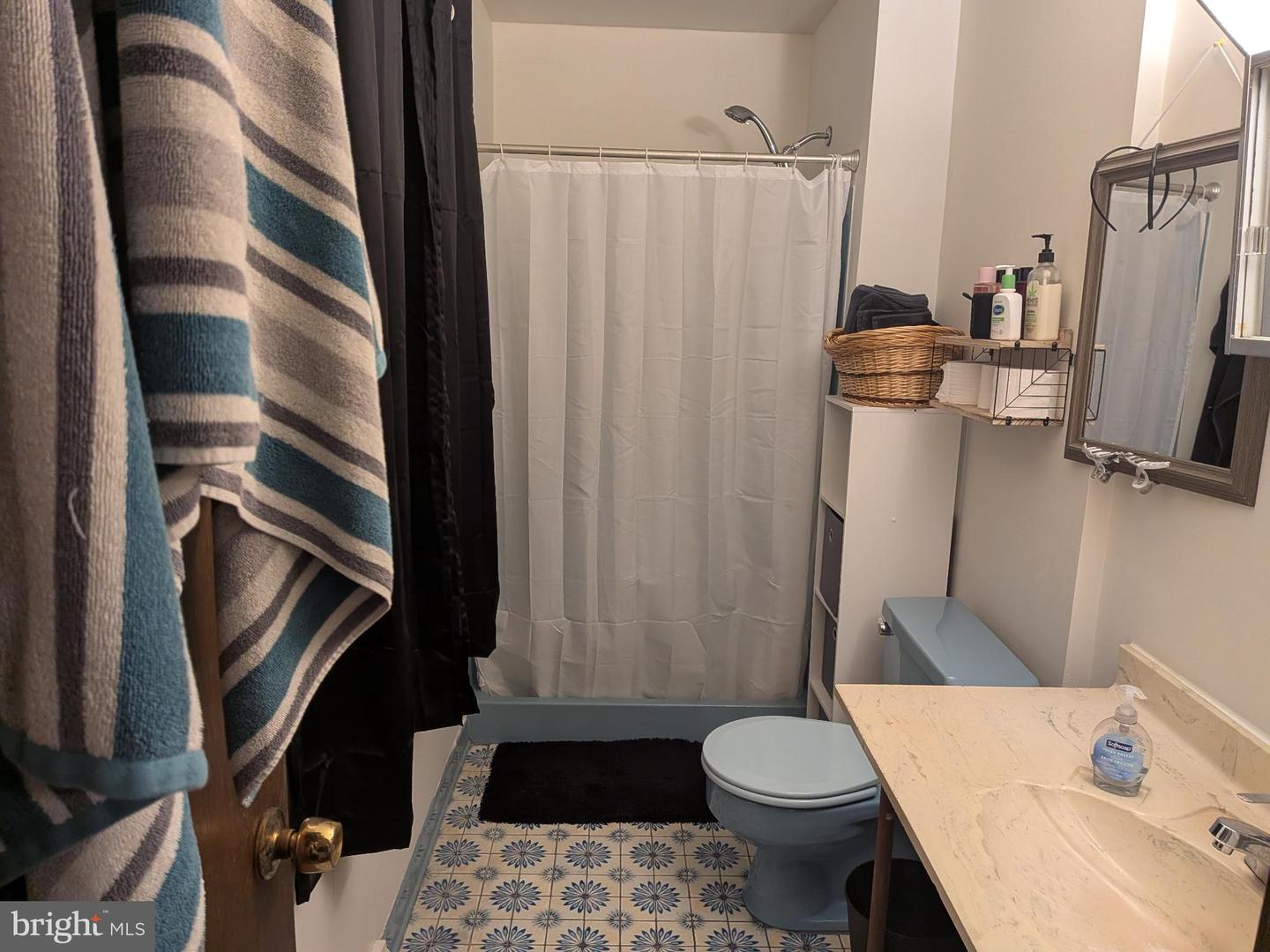 9511 ROGUES RD, MIDLAND, Virginia 22728, 3 Bedrooms Bedrooms, 8 Rooms Rooms,2 BathroomsBathrooms,Residential,For sale,9511 ROGUES RD,VAFQ2018200 MLS # VAFQ2018200