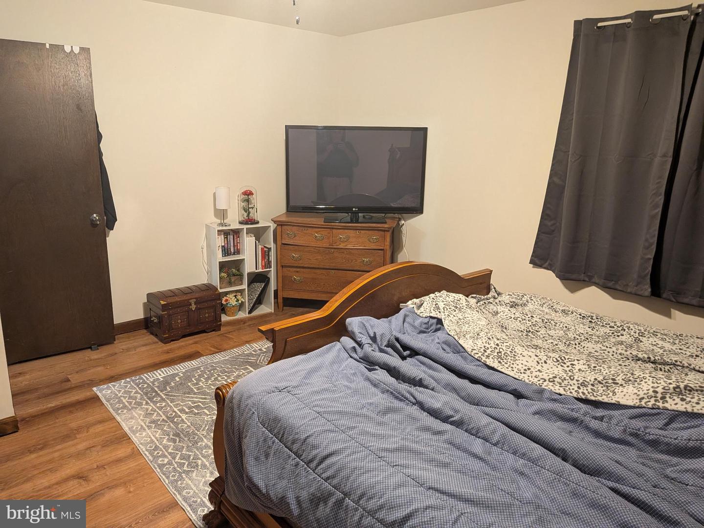 9511 ROGUES RD, MIDLAND, Virginia 22728, 3 Bedrooms Bedrooms, 8 Rooms Rooms,2 BathroomsBathrooms,Residential,For sale,9511 ROGUES RD,VAFQ2018200 MLS # VAFQ2018200