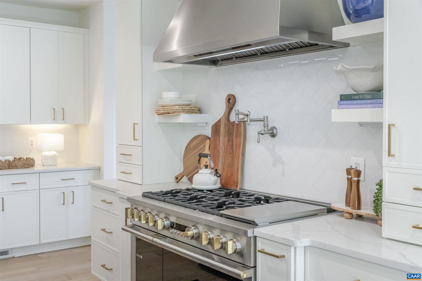 3590 CARROLL CREEK RD, KESWICK, Virginia 22947, 5 Bedrooms Bedrooms, ,4 BathroomsBathrooms,Residential,For sale,3590 CARROLL CREEK RD,668652 MLS # 668652