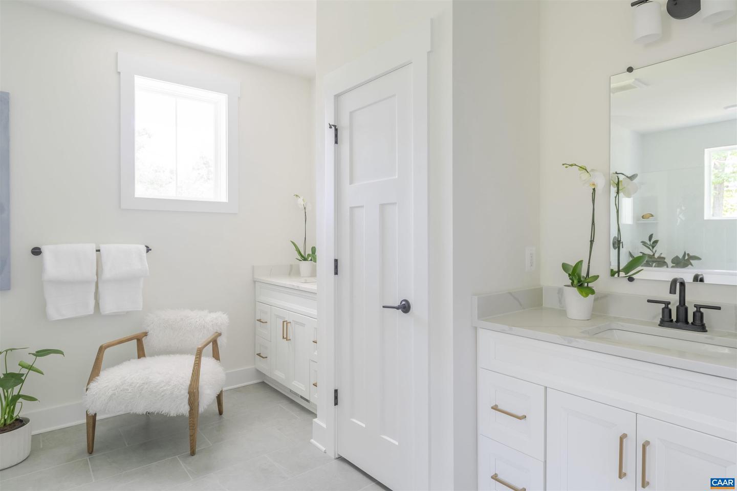 3590 CARROLL CREEK RD, KESWICK, Virginia 22947, 5 Bedrooms Bedrooms, ,4 BathroomsBathrooms,Residential,For sale,3590 CARROLL CREEK RD,668652 MLS # 668652