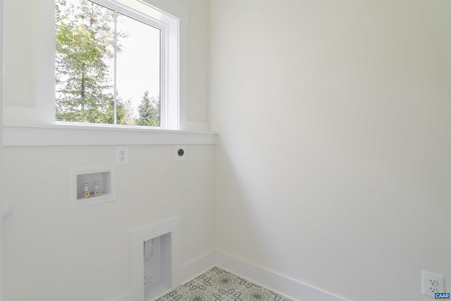 3590 CARROLL CREEK RD, KESWICK, Virginia 22947, 5 Bedrooms Bedrooms, ,4 BathroomsBathrooms,Residential,For sale,3590 CARROLL CREEK RD,668652 MLS # 668652