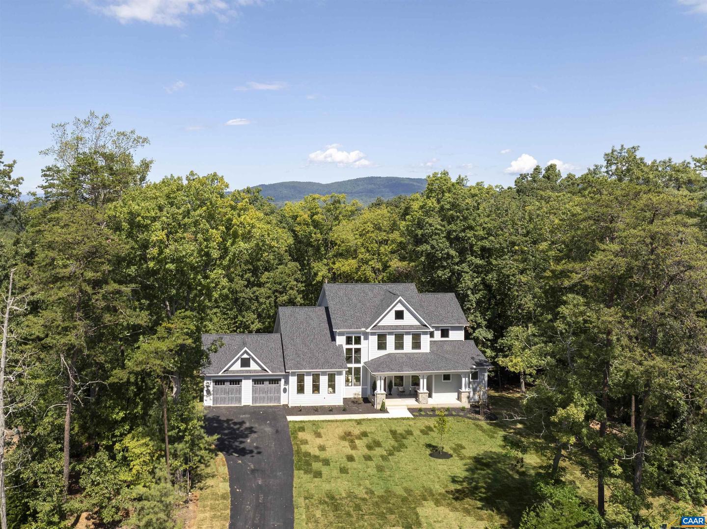3590 CARROLL CREEK RD, KESWICK, Virginia 22947, 5 Bedrooms Bedrooms, ,4 BathroomsBathrooms,Residential,For sale,3590 CARROLL CREEK RD,668652 MLS # 668652