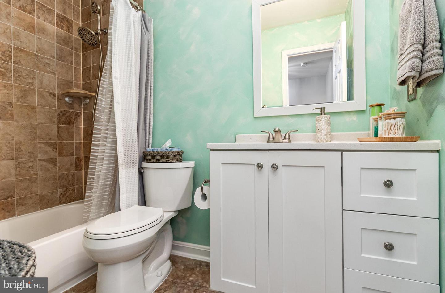 305 BACKRIDGE CT, FREDERICKSBURG, Virginia 22406, 2 Bedrooms Bedrooms, ,2 BathroomsBathrooms,Residential,For sale,305 BACKRIDGE CT,VAST2042492 MLS # VAST2042492