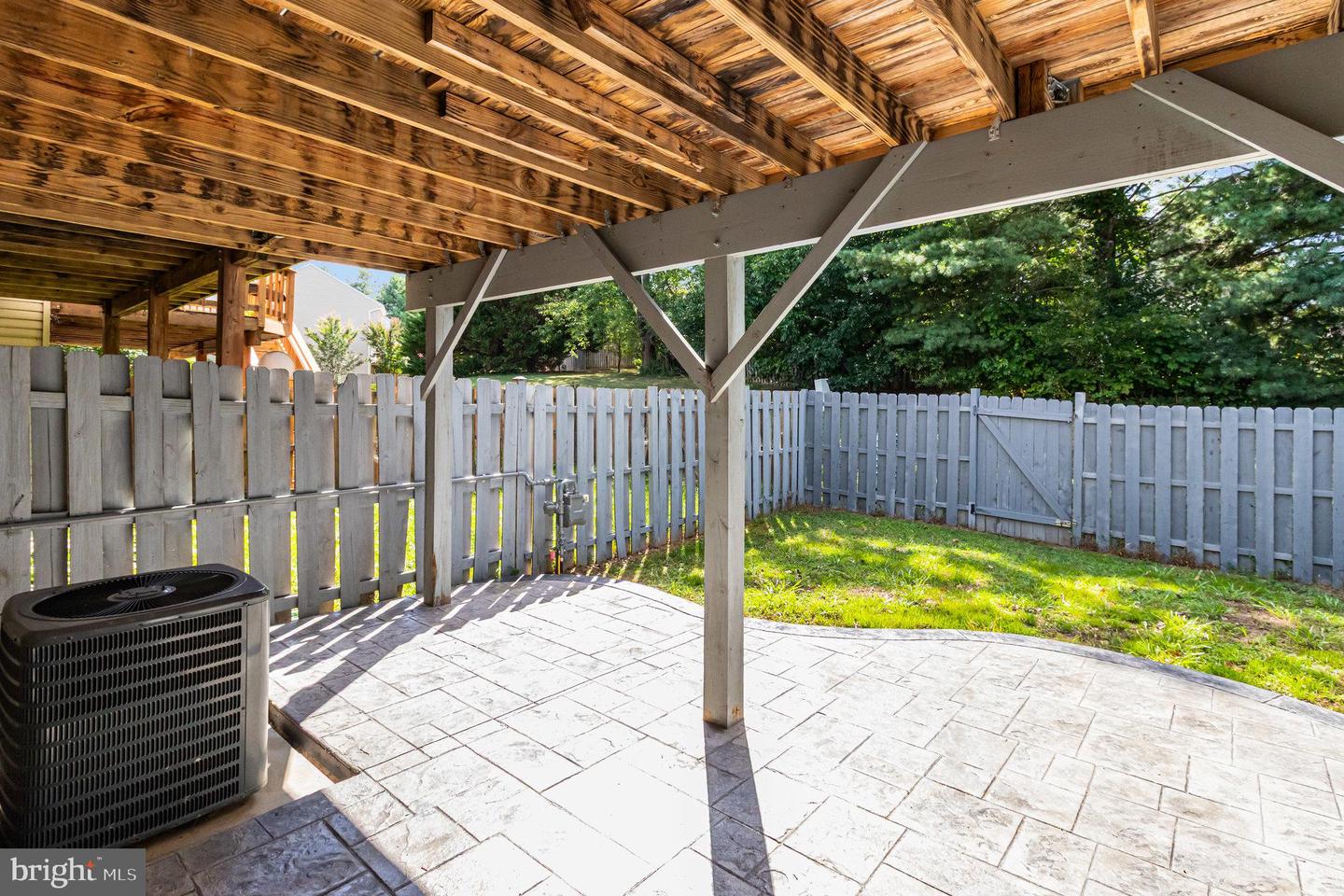 305 BACKRIDGE CT, FREDERICKSBURG, Virginia 22406, 2 Bedrooms Bedrooms, ,2 BathroomsBathrooms,Residential,For sale,305 BACKRIDGE CT,VAST2042492 MLS # VAST2042492