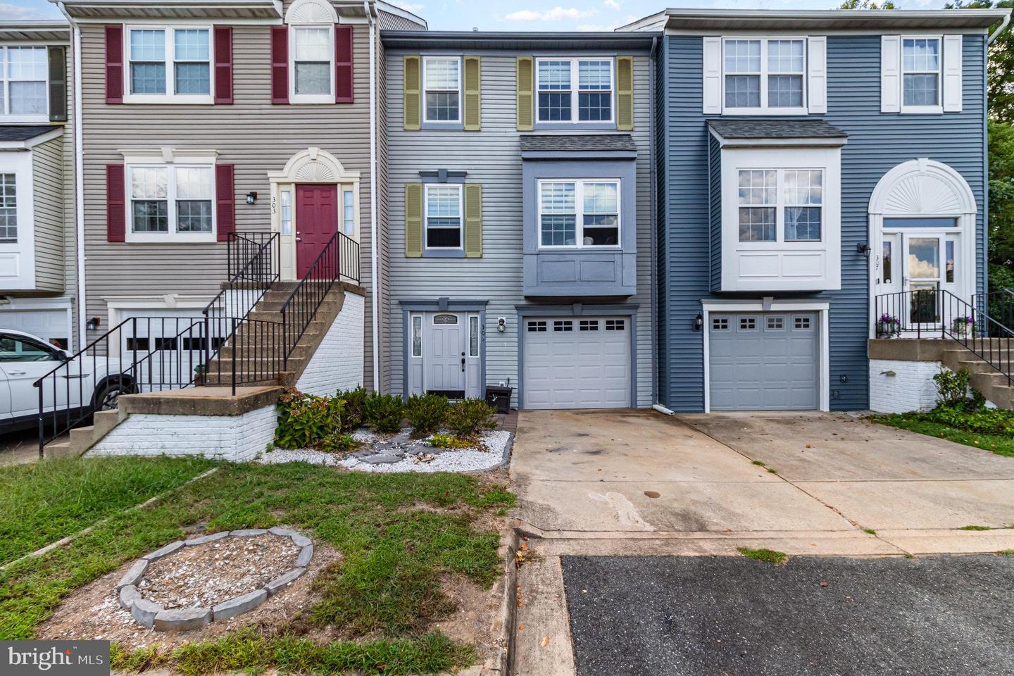305 BACKRIDGE CT, FREDERICKSBURG, Virginia 22406, 2 Bedrooms Bedrooms, ,2 BathroomsBathrooms,Residential,For sale,305 BACKRIDGE CT,VAST2042492 MLS # VAST2042492