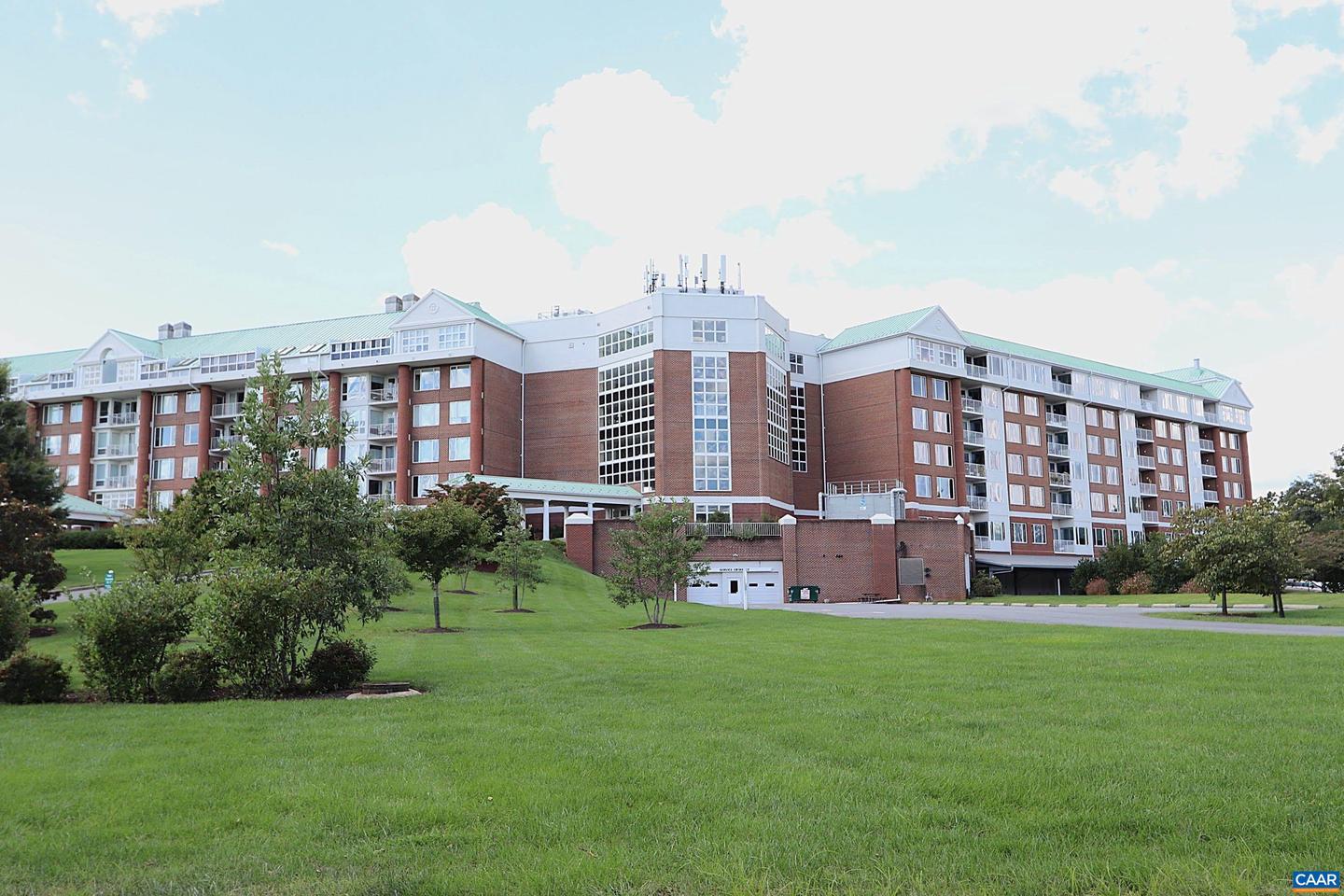 500 CRESTWOOD DR #2306, CHARLOTTESVILLE, Virginia 22903, 2 Bedrooms Bedrooms, ,2 BathroomsBathrooms,Residential,For sale,500 CRESTWOOD DR #2306,668655 MLS # 668655