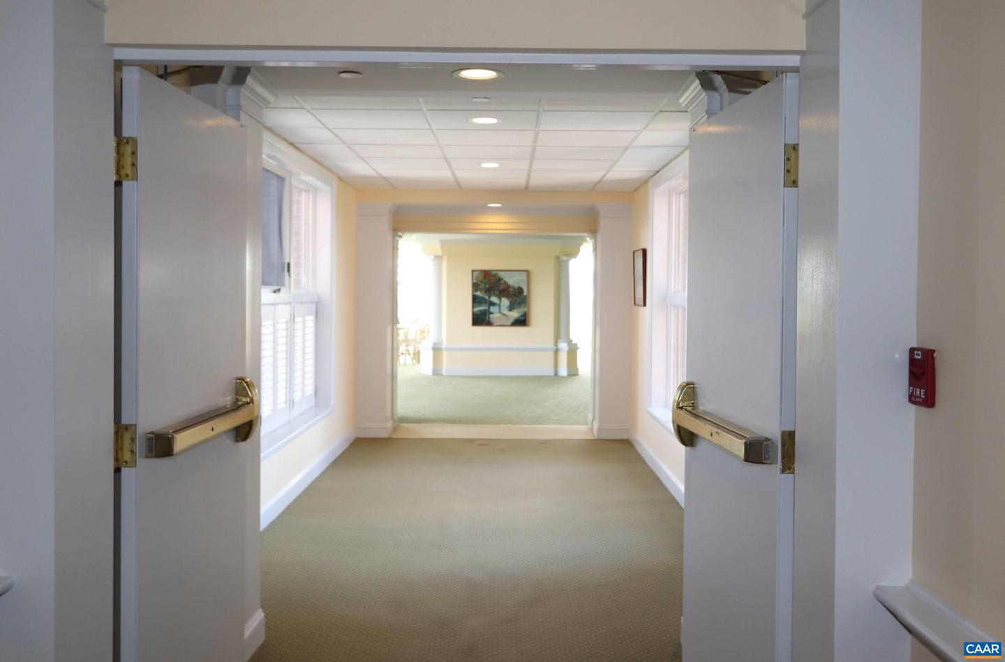 500 CRESTWOOD DR #2306, CHARLOTTESVILLE, Virginia 22903, 2 Bedrooms Bedrooms, ,2 BathroomsBathrooms,Residential,For sale,500 CRESTWOOD DR #2306,668655 MLS # 668655