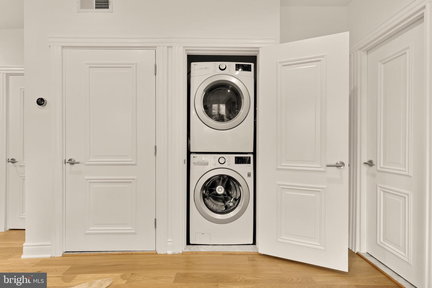 317 3RD ST SE #25, WASHINGTON, District Of Columbia 20003, 1 Bedroom Bedrooms, ,1 BathroomBathrooms,Residential,For sale,317 3RD ST SE #25,DCDC2220814 MLS # DCDC2220814