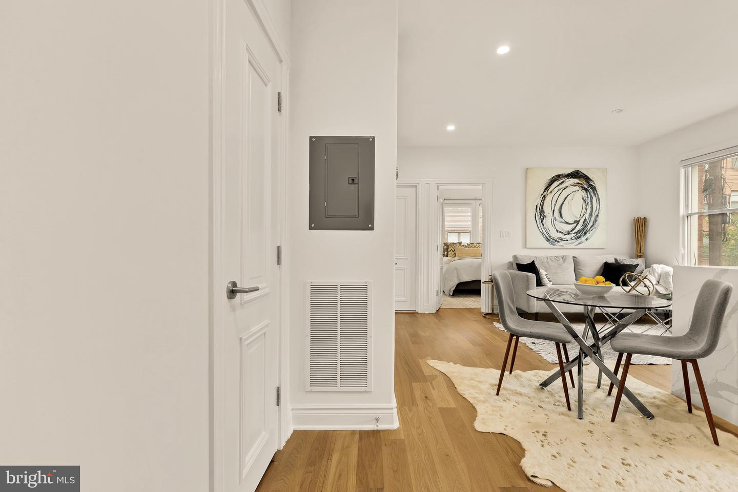 317 3RD ST SE #25, WASHINGTON, District Of Columbia 20003, 1 Bedroom Bedrooms, ,1 BathroomBathrooms,Residential,For sale,317 3RD ST SE #25,DCDC2220814 MLS # DCDC2220814