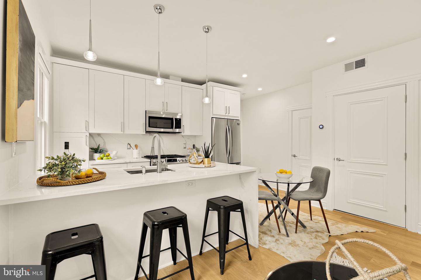 317 3RD ST SE #25, WASHINGTON, District Of Columbia 20003, 1 Bedroom Bedrooms, ,1 BathroomBathrooms,Residential,For sale,317 3RD ST SE #25,DCDC2220814 MLS # DCDC2220814