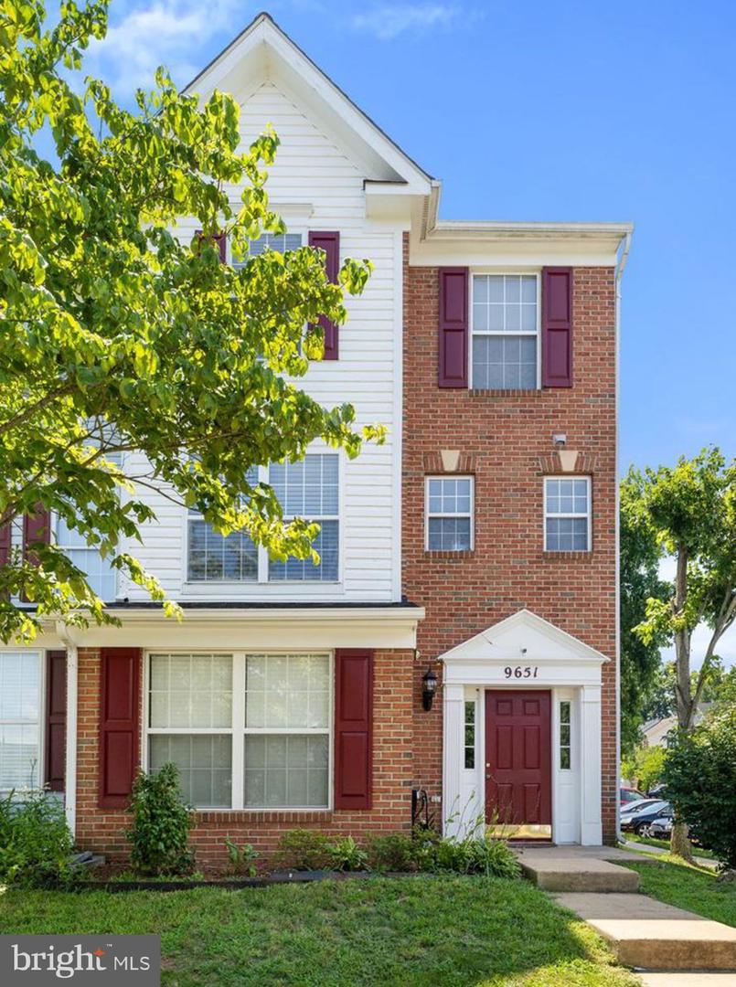 9651 BEDDER STONE PL, BRISTOW, Virginia 20136, 3 Bedrooms Bedrooms, ,3 BathroomsBathrooms,Residential,For sale,9651 BEDDER STONE PL,VAPW2103456 MLS # VAPW2103456