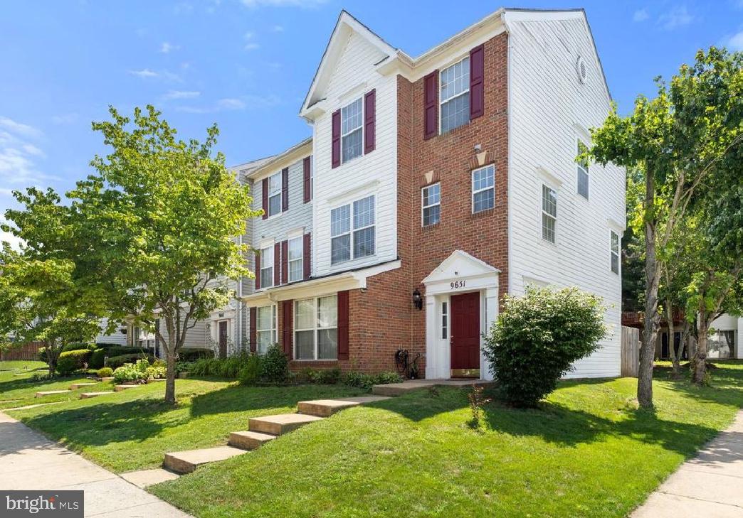9651 BEDDER STONE PL, BRISTOW, Virginia 20136, 3 Bedrooms Bedrooms, ,3 BathroomsBathrooms,Residential,For sale,9651 BEDDER STONE PL,VAPW2103456 MLS # VAPW2103456