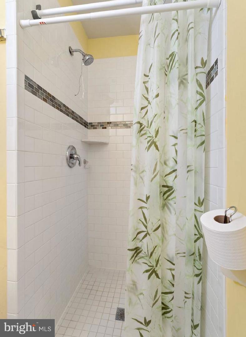 9651 BEDDER STONE PL, BRISTOW, Virginia 20136, 3 Bedrooms Bedrooms, ,3 BathroomsBathrooms,Residential,For sale,9651 BEDDER STONE PL,VAPW2103456 MLS # VAPW2103456