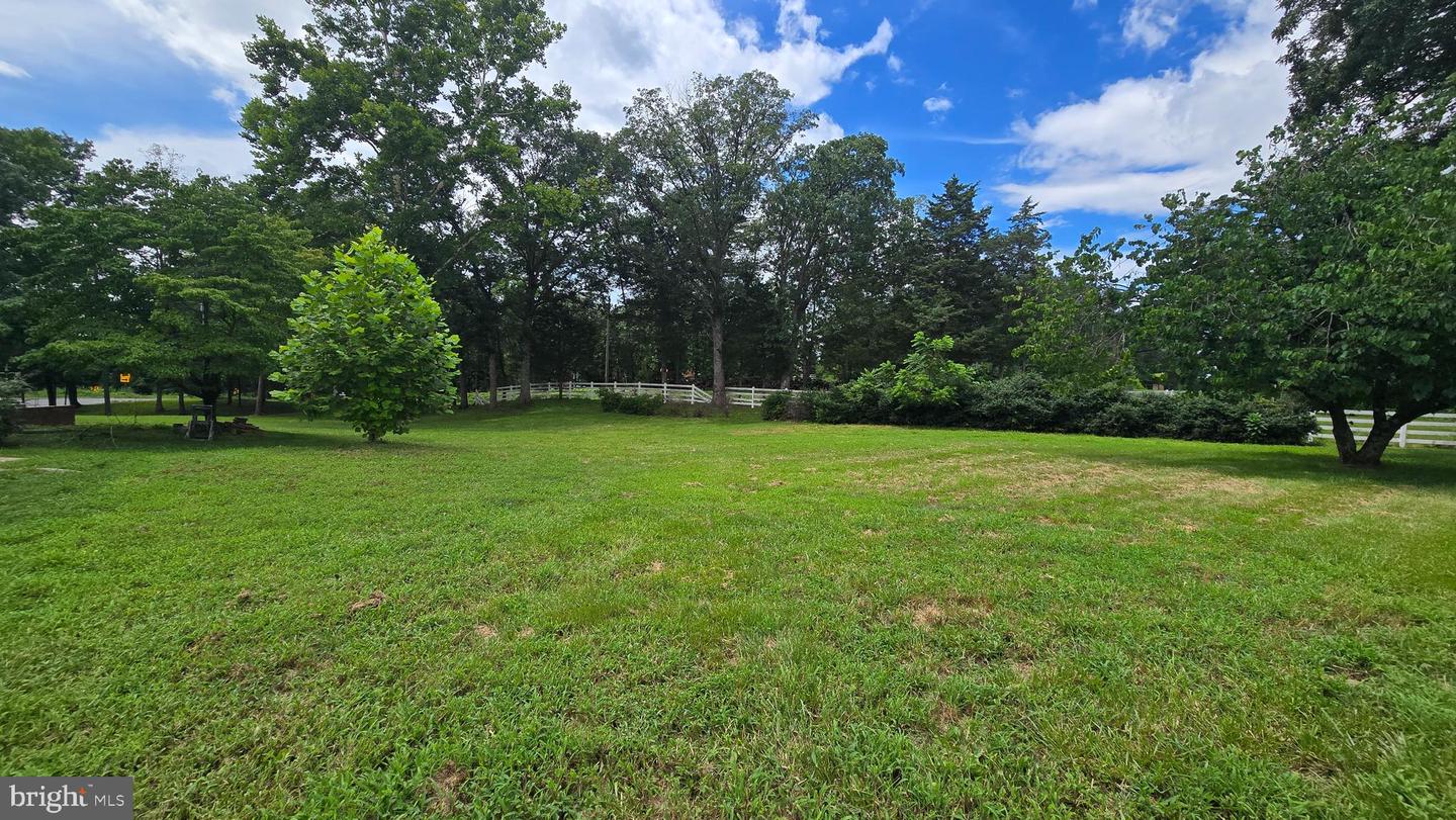15620 COMPTON RD, CENTREVILLE, Virginia 20121, 5 Bedrooms Bedrooms, ,3 BathroomsBathrooms,Residential,For sale,15620 COMPTON RD,VAFX2265462 MLS # VAFX2265462
