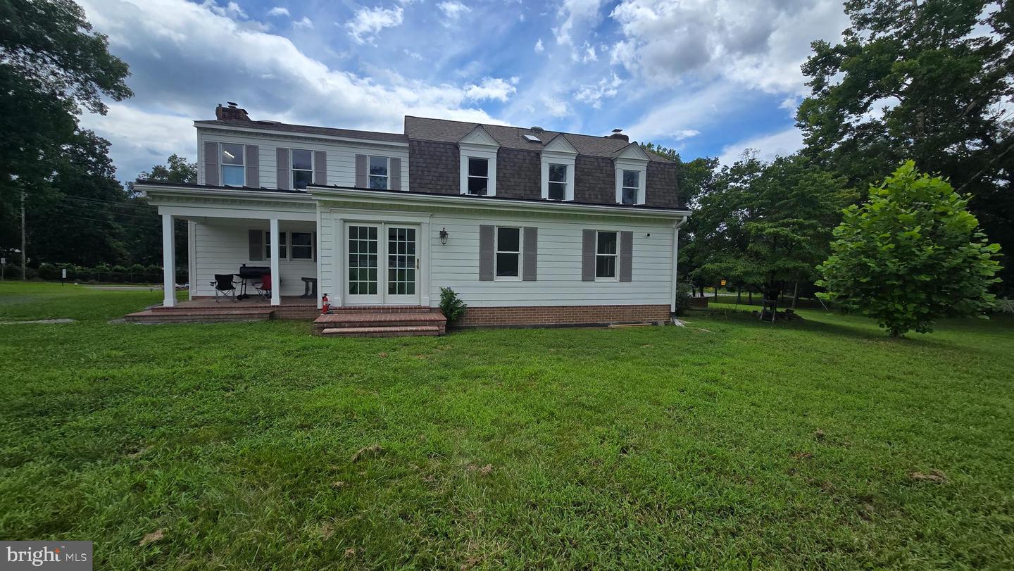15620 COMPTON RD, CENTREVILLE, Virginia 20121, 5 Bedrooms Bedrooms, ,3 BathroomsBathrooms,Residential,For sale,15620 COMPTON RD,VAFX2265462 MLS # VAFX2265462