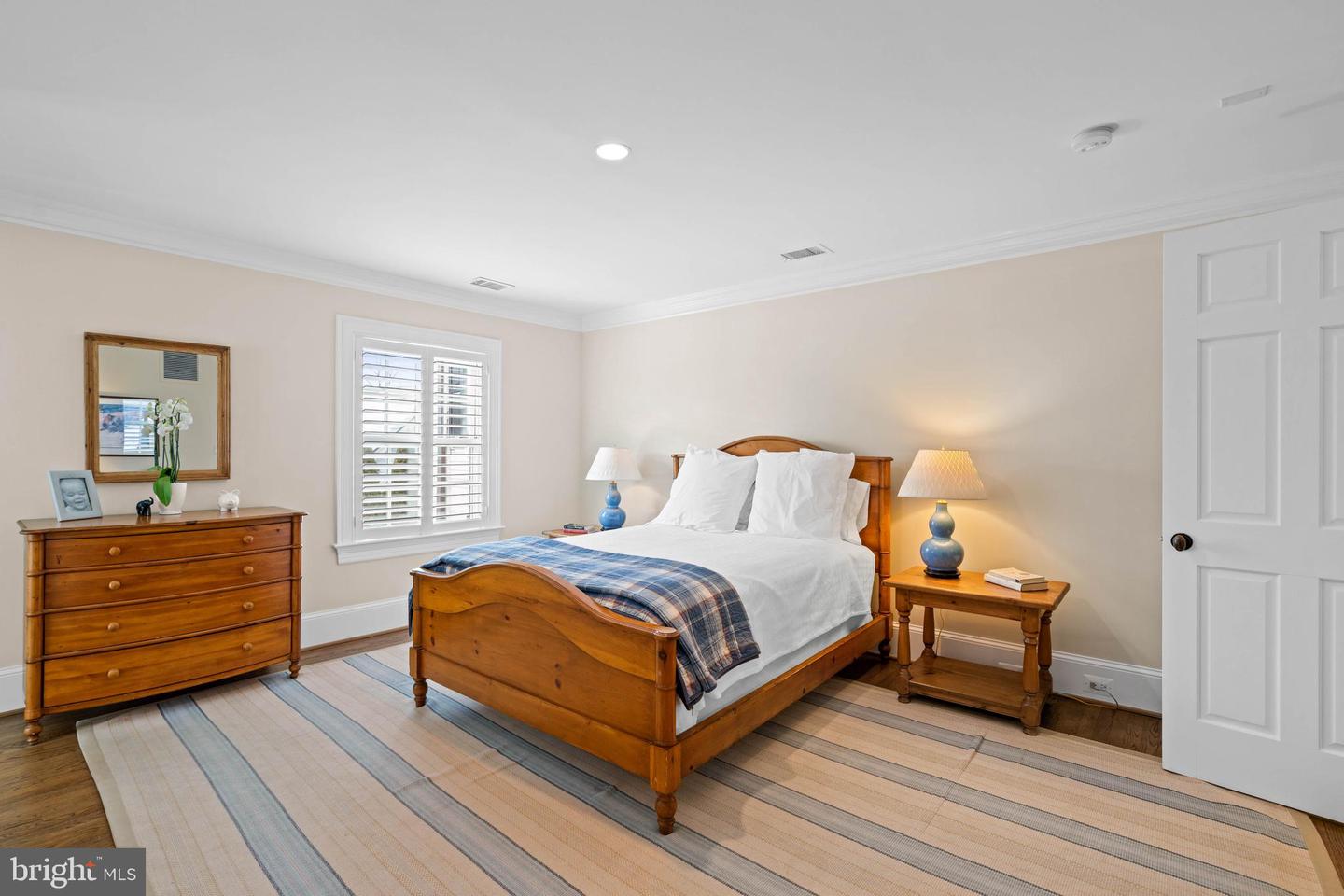 4641 DEXTER ST NW, WASHINGTON, District Of Columbia 20007, 6 Bedrooms Bedrooms, ,6 BathroomsBathrooms,Residential,For sale,4641 DEXTER ST NW,DCDC2220982 MLS # DCDC2220982