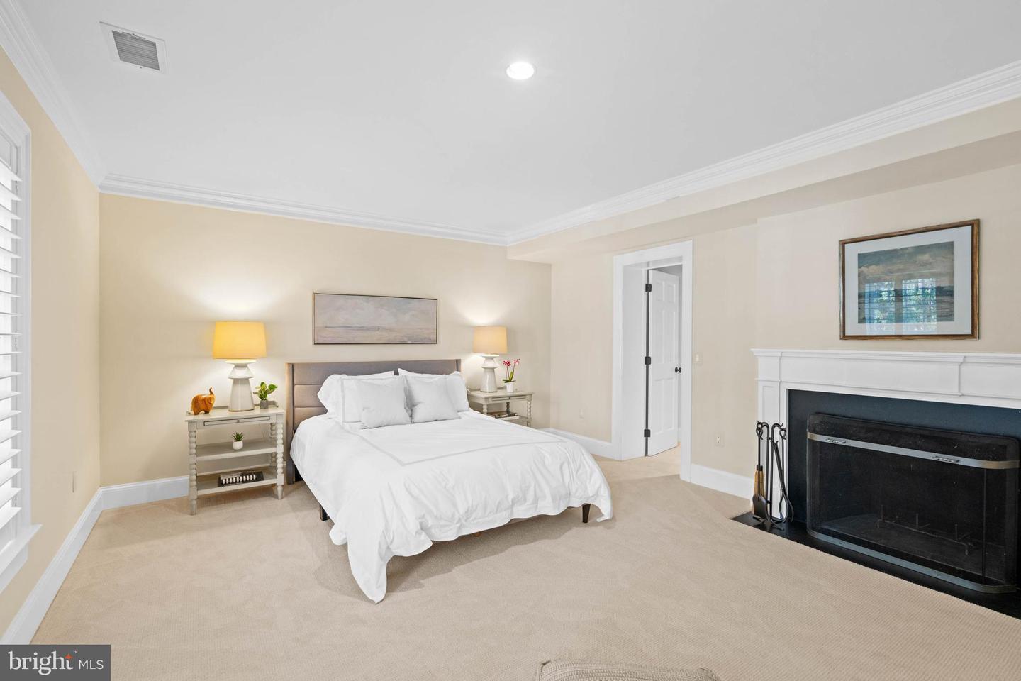 4641 DEXTER ST NW, WASHINGTON, District Of Columbia 20007, 6 Bedrooms Bedrooms, ,6 BathroomsBathrooms,Residential,For sale,4641 DEXTER ST NW,DCDC2220982 MLS # DCDC2220982