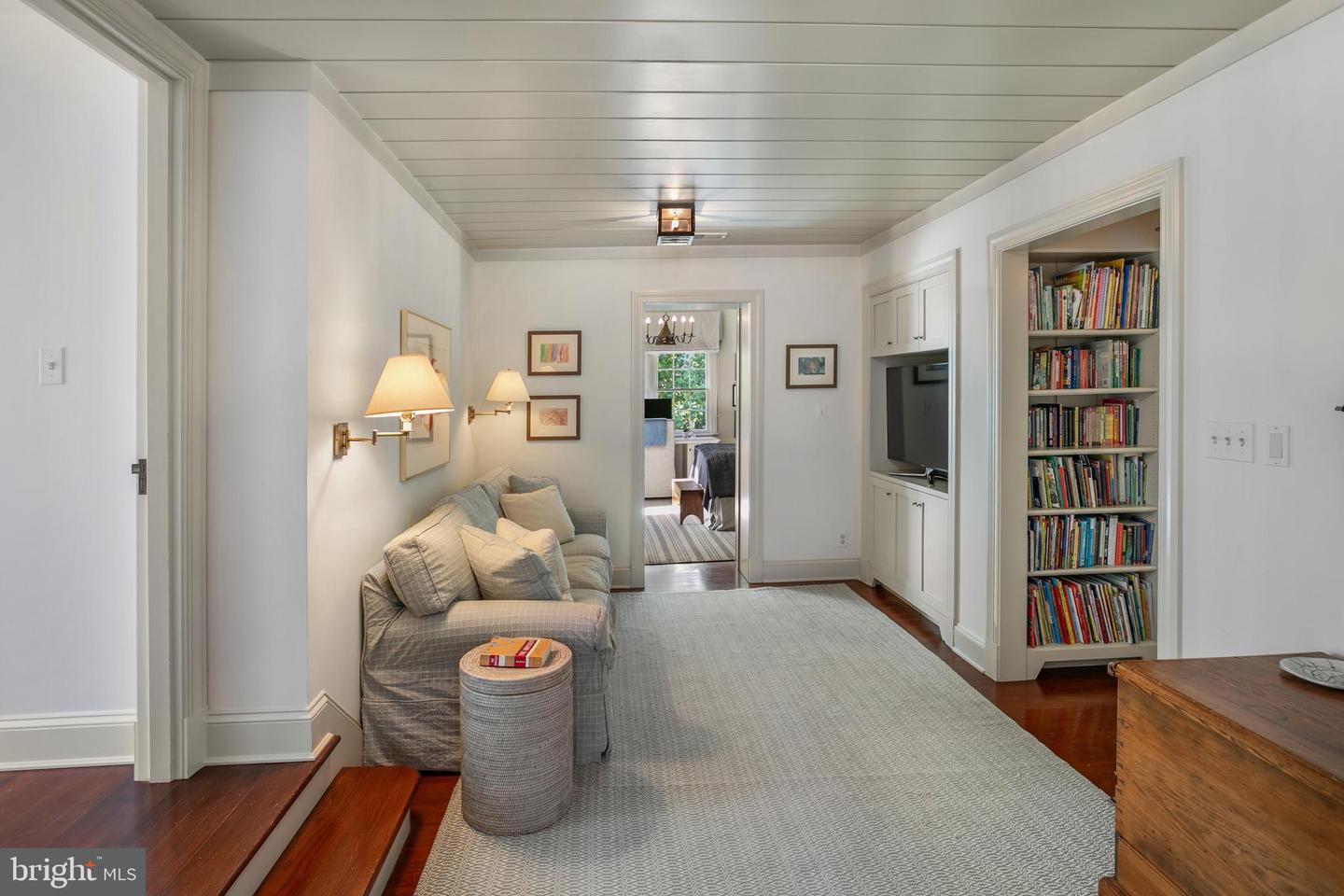 2824 CHAIN BRIDGE RD NW, WASHINGTON, District Of Columbia 20016, 5 Bedrooms Bedrooms, ,4 BathroomsBathrooms,Residential,For sale,2824 CHAIN BRIDGE RD NW,DCDC2220894 MLS # DCDC2220894