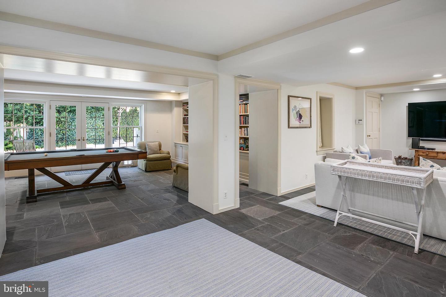 2824 CHAIN BRIDGE RD NW, WASHINGTON, District Of Columbia 20016, 5 Bedrooms Bedrooms, ,4 BathroomsBathrooms,Residential,For sale,2824 CHAIN BRIDGE RD NW,DCDC2220894 MLS # DCDC2220894