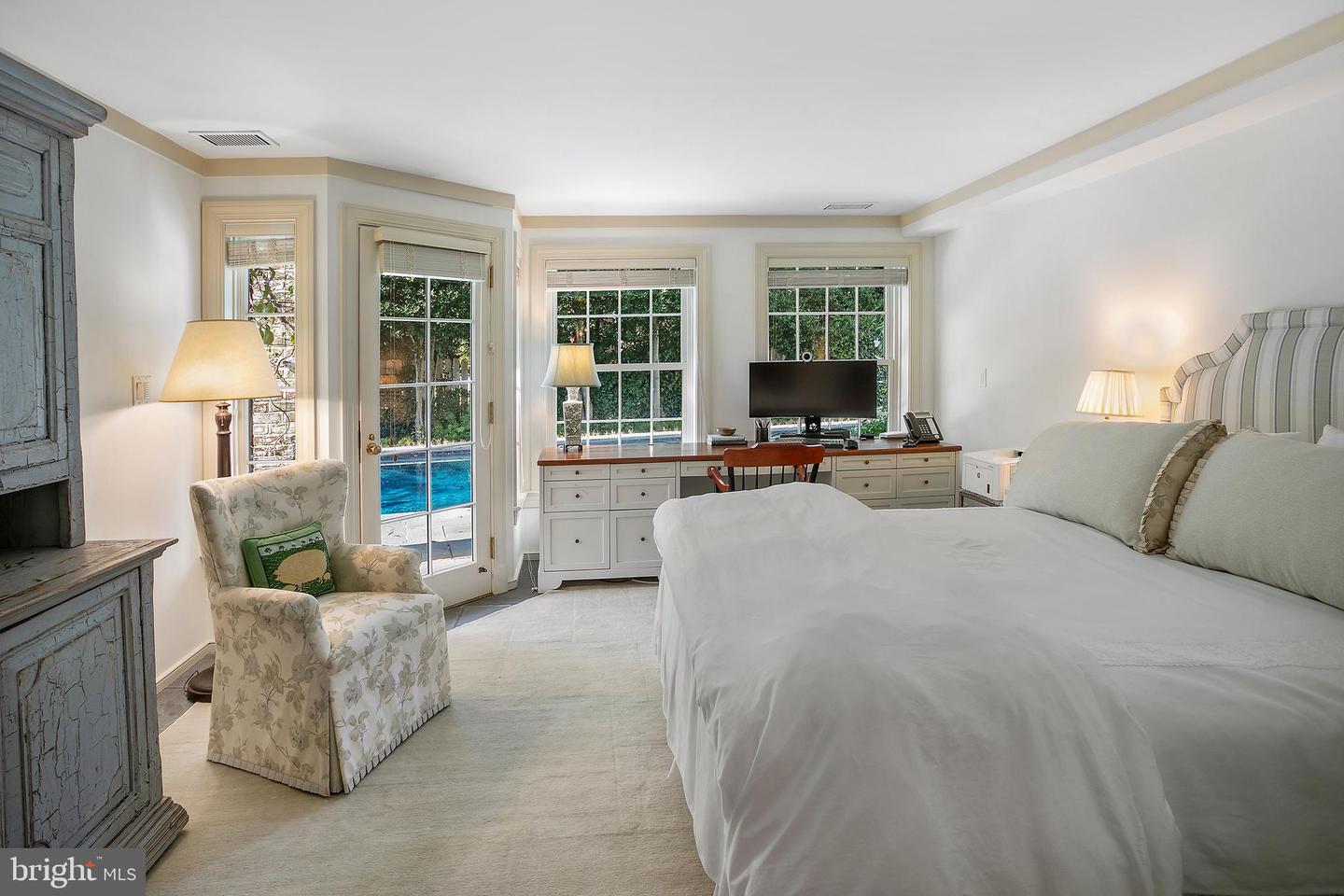 2824 CHAIN BRIDGE RD NW, WASHINGTON, District Of Columbia 20016, 5 Bedrooms Bedrooms, ,4 BathroomsBathrooms,Residential,For sale,2824 CHAIN BRIDGE RD NW,DCDC2220894 MLS # DCDC2220894