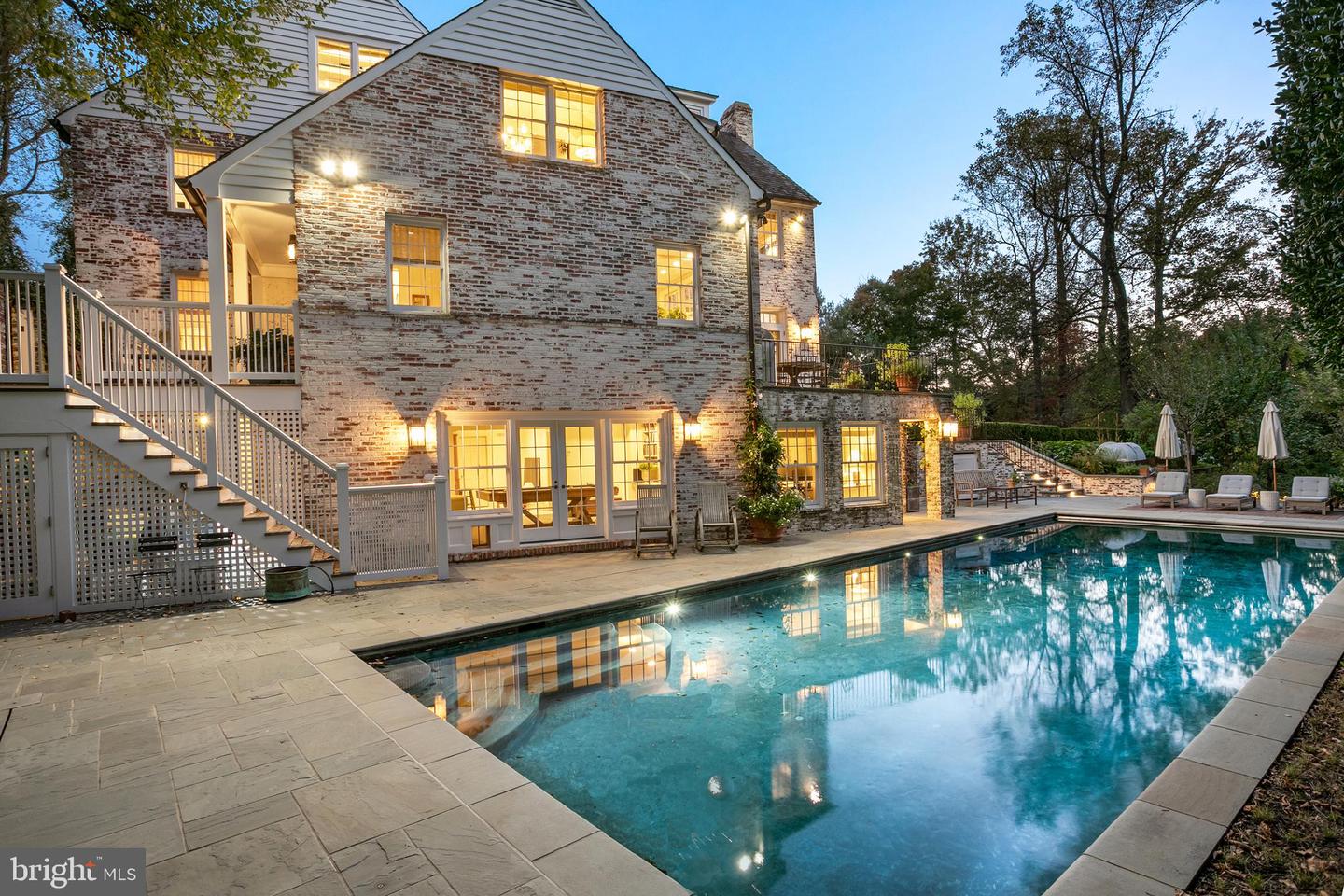 2824 CHAIN BRIDGE RD NW, WASHINGTON, District Of Columbia 20016, 5 Bedrooms Bedrooms, ,4 BathroomsBathrooms,Residential,For sale,2824 CHAIN BRIDGE RD NW,DCDC2220894 MLS # DCDC2220894