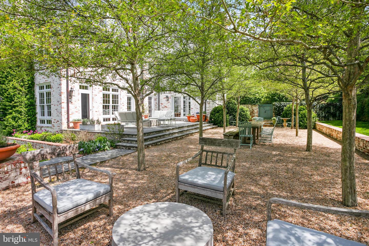 2824 CHAIN BRIDGE RD NW, WASHINGTON, District Of Columbia 20016, 5 Bedrooms Bedrooms, ,4 BathroomsBathrooms,Residential,For sale,2824 CHAIN BRIDGE RD NW,DCDC2220894 MLS # DCDC2220894