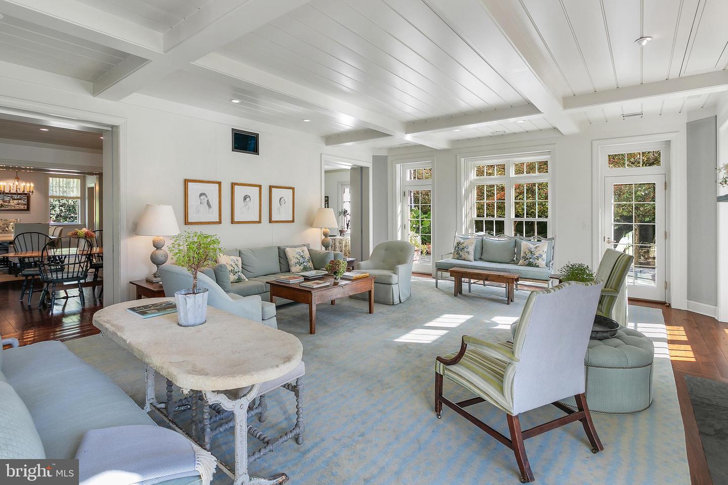 2824 CHAIN BRIDGE RD NW, WASHINGTON, District Of Columbia 20016, 5 Bedrooms Bedrooms, ,4 BathroomsBathrooms,Residential,For sale,2824 CHAIN BRIDGE RD NW,DCDC2220894 MLS # DCDC2220894