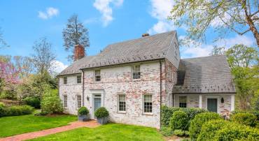 2824 CHAIN BRIDGE RD NW, WASHINGTON, District Of Columbia 20016, 5 Bedrooms Bedrooms, ,4 BathroomsBathrooms,Residential,For sale,2824 CHAIN BRIDGE RD NW,DCDC2220894 MLS # DCDC2220894