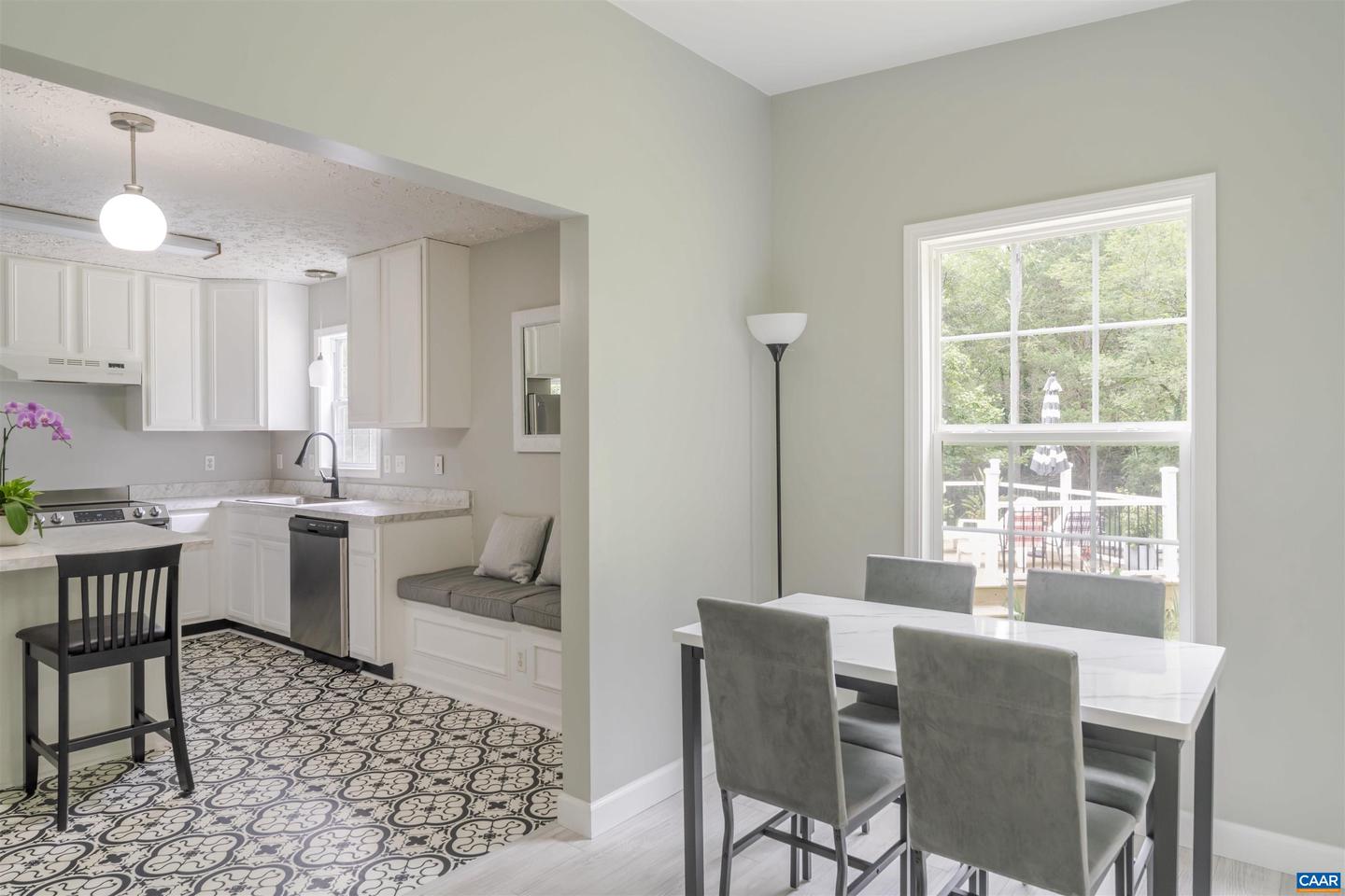 5860 BEARWOOD RD, CROZET, Virginia 22932, 3 Bedrooms Bedrooms, ,2 BathroomsBathrooms,Residential,For sale,5860 BEARWOOD RD,668676 MLS # 668676