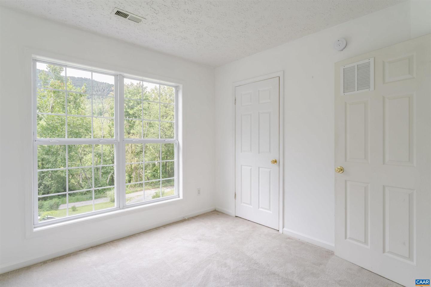 5860 BEARWOOD RD, CROZET, Virginia 22932, 3 Bedrooms Bedrooms, ,2 BathroomsBathrooms,Residential,For sale,5860 BEARWOOD RD,668676 MLS # 668676