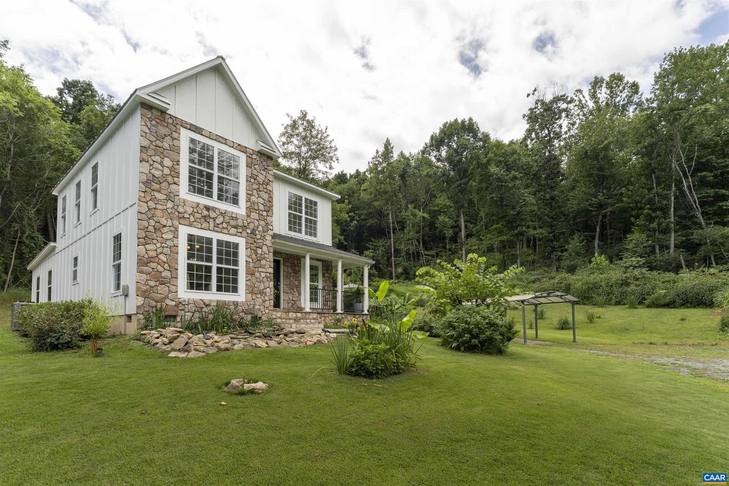 5860 BEARWOOD RD, CROZET, Virginia 22932, 3 Bedrooms Bedrooms, ,2 BathroomsBathrooms,Residential,For sale,5860 BEARWOOD RD,668676 MLS # 668676