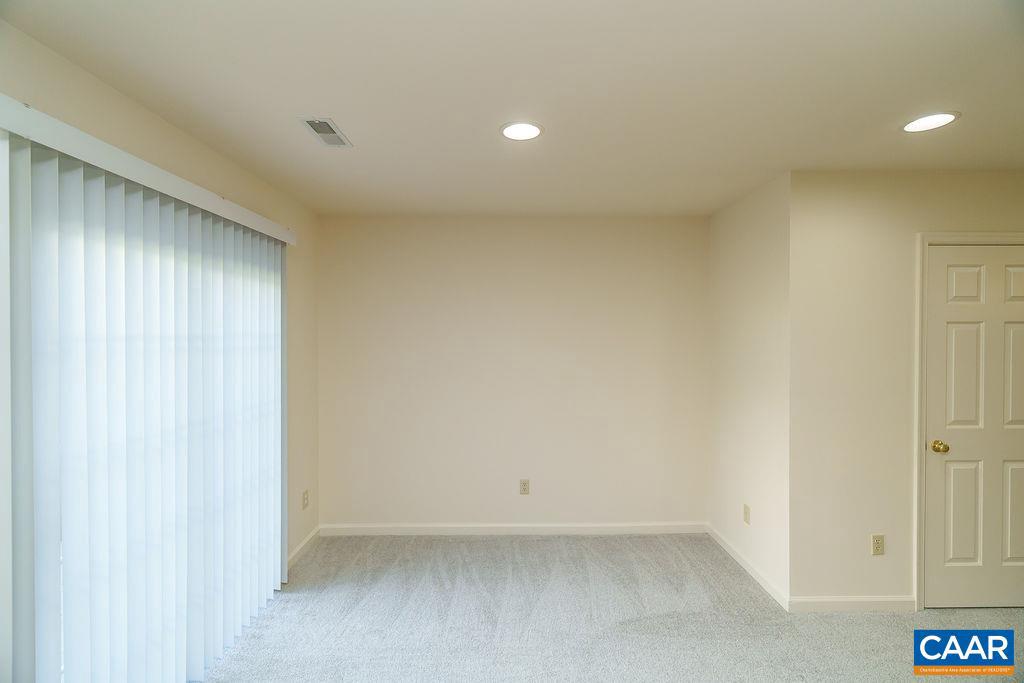 105 GREENWICH CT, CHARLOTTESVILLE, Virginia 22902, 3 Bedrooms Bedrooms, ,2 BathroomsBathrooms,Residential,For sale,105 GREENWICH CT,668683 MLS # 668683