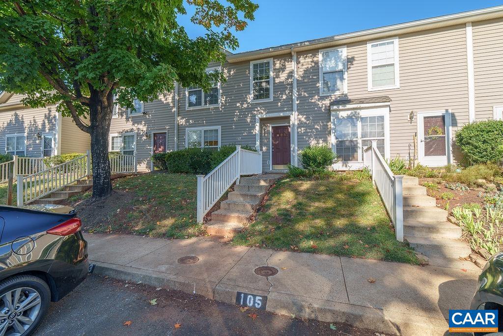 105 GREENWICH CT, CHARLOTTESVILLE, Virginia 22902, 3 Bedrooms Bedrooms, ,2 BathroomsBathrooms,Residential,For sale,105 GREENWICH CT,668683 MLS # 668683