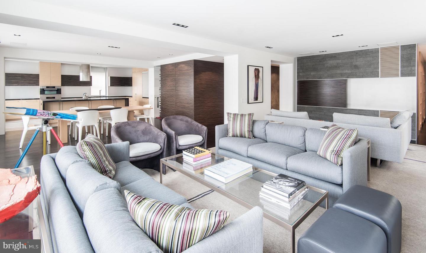 2101 CONNECTICUT AVE NW #24, WASHINGTON, District Of Columbia 20008, 3 Bedrooms Bedrooms, ,3 BathroomsBathrooms,Residential,For sale,2101 CONNECTICUT AVE NW #24,DCDC2221078 MLS # DCDC2221078